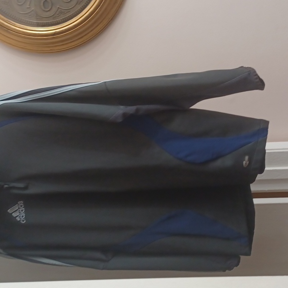 Adidas Pullover - Picture 3 of 6